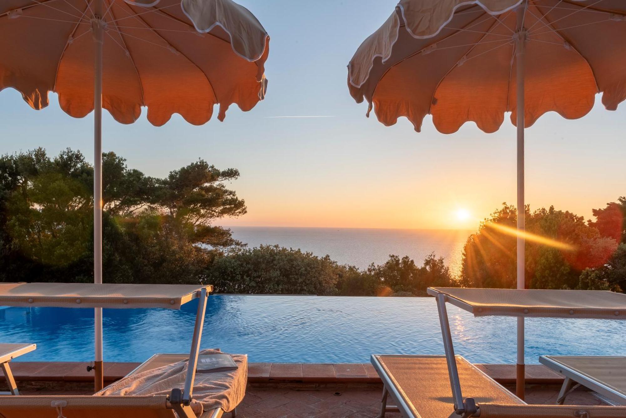 Boutique Hotel Torre Di Cala Piccola Porto Santo Stefano  Esterno foto