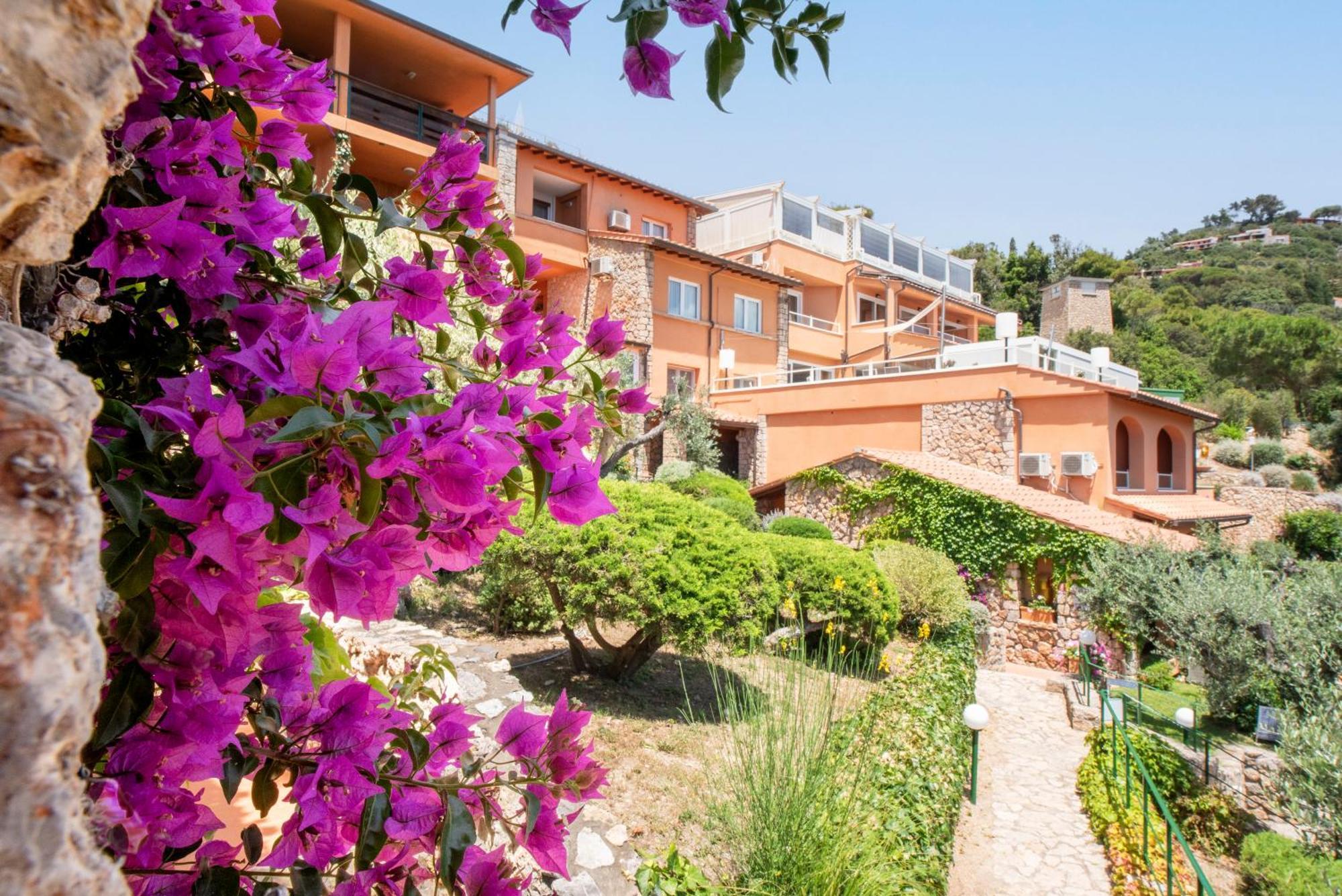 Boutique Hotel Torre Di Cala Piccola Porto Santo Stefano  Esterno foto