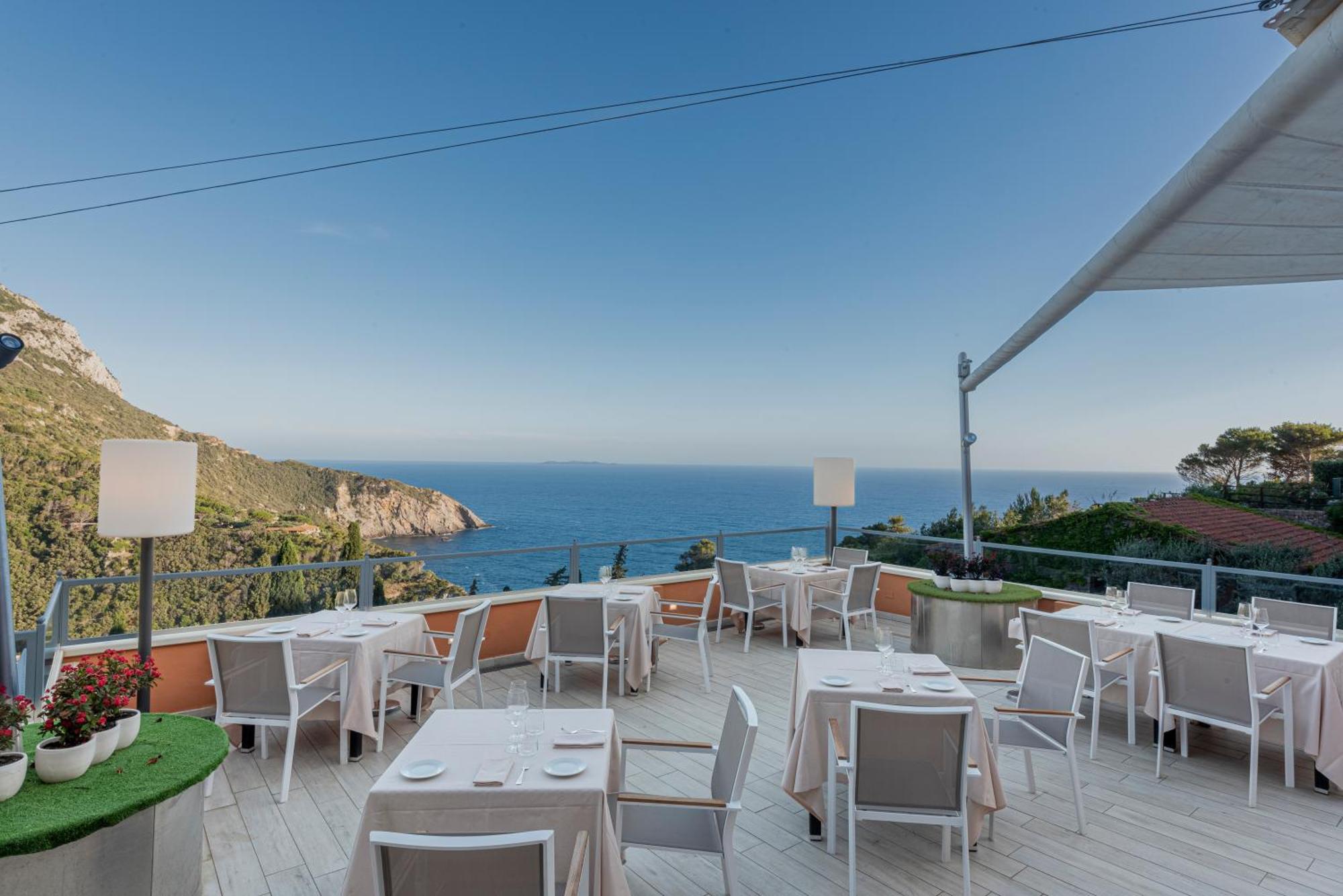 Boutique Hotel Torre Di Cala Piccola Porto Santo Stefano  Esterno foto